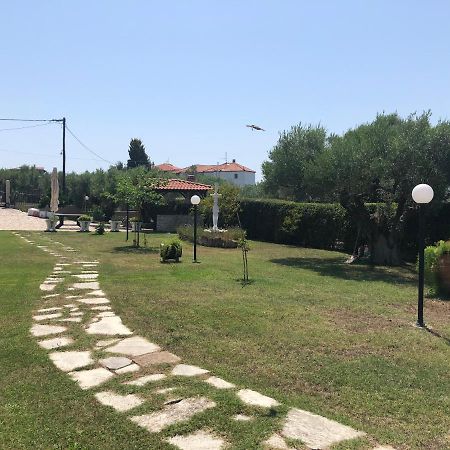 Elisabet Luxury Apartment Nea Moudania Zewnętrze zdjęcie