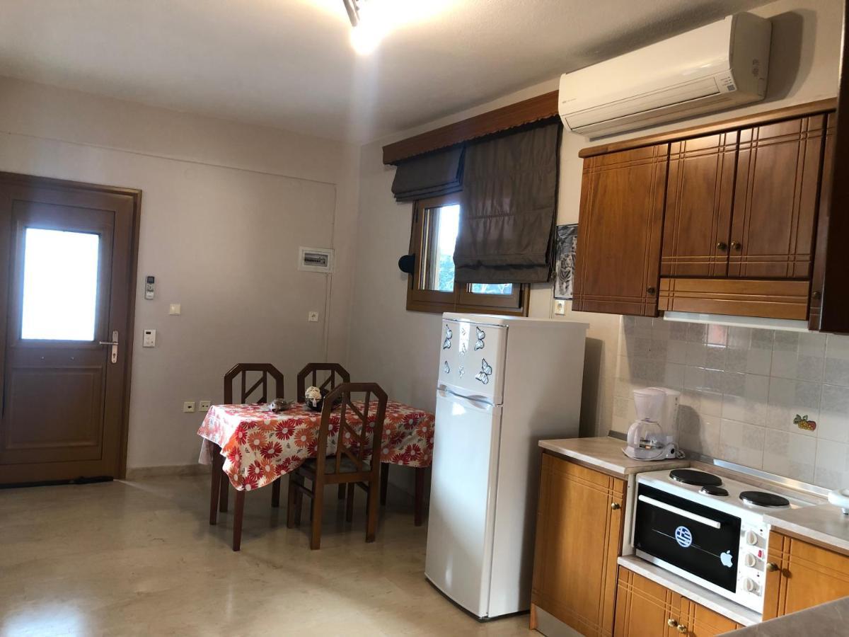 Elisabet Luxury Apartment Nea Moudania Zewnętrze zdjęcie